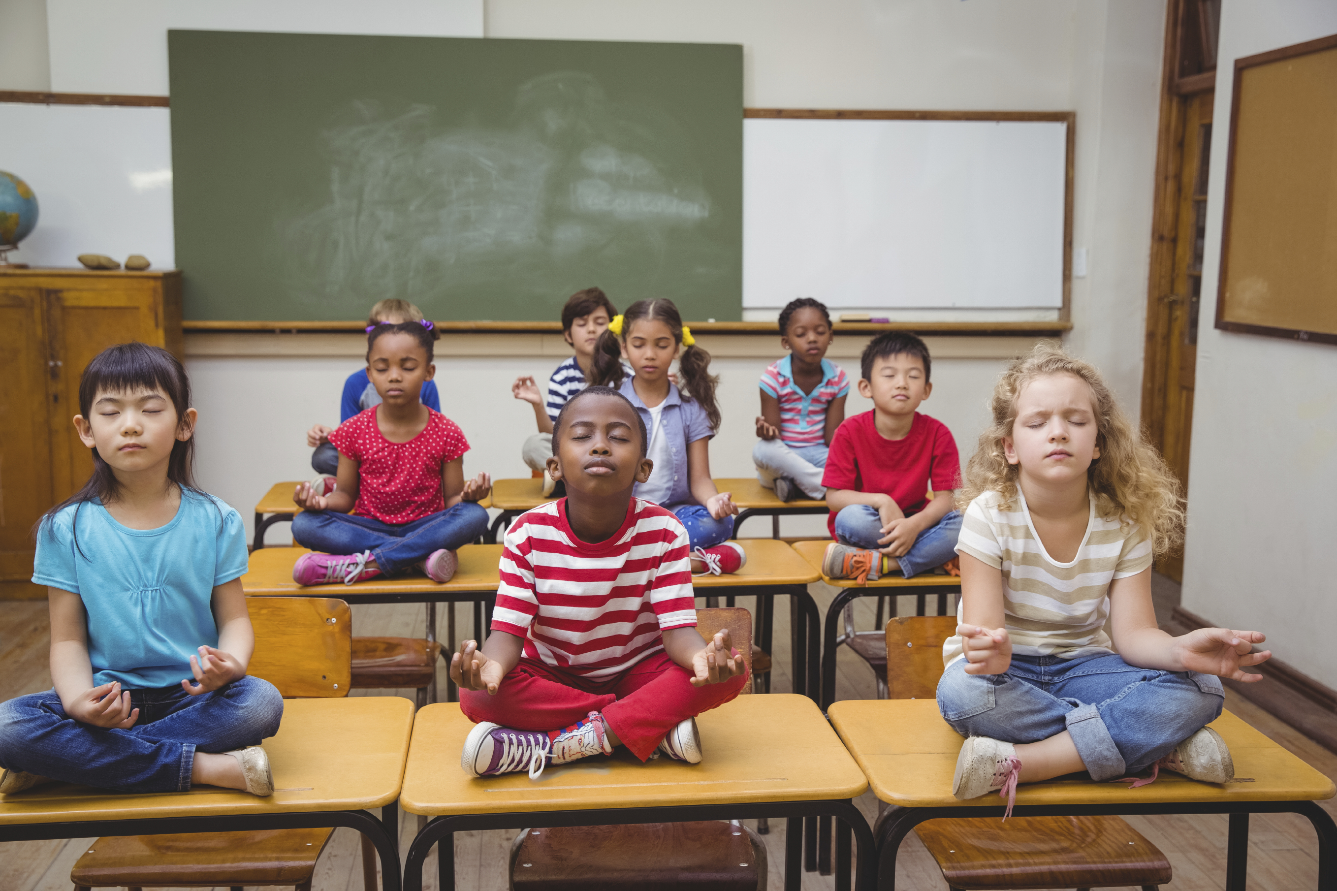 Very school. Ребенок школьник медитация. Ученик медитаций. Школа медитации. Elementary School.